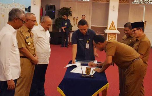 Tiga Daerah, Disepakati Proyek Air Bersih Oleh Gubri